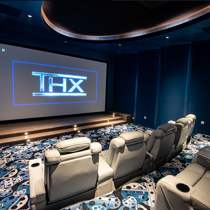 溫莎府邸私人(rén)影(yǐng)院